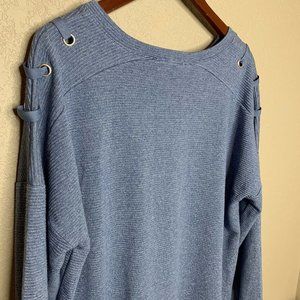 DRESSBARN SUNDAY 1X Top Blue Silver Laced Shoulder